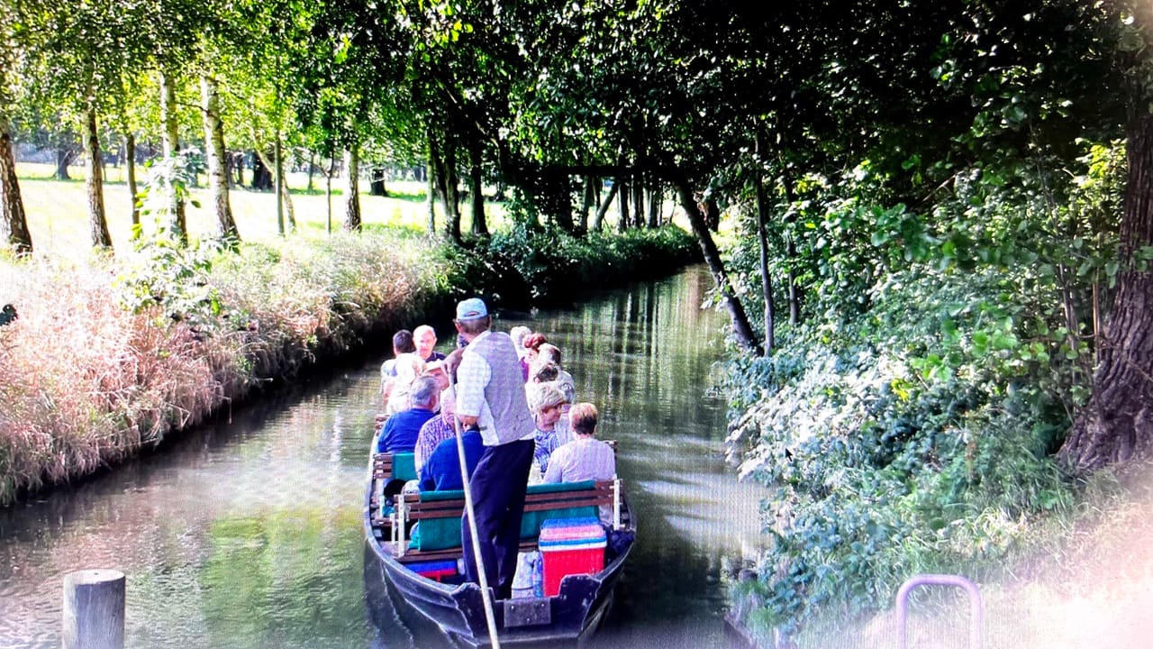 Kahnfahrt durch die Spreewaldkanäle
